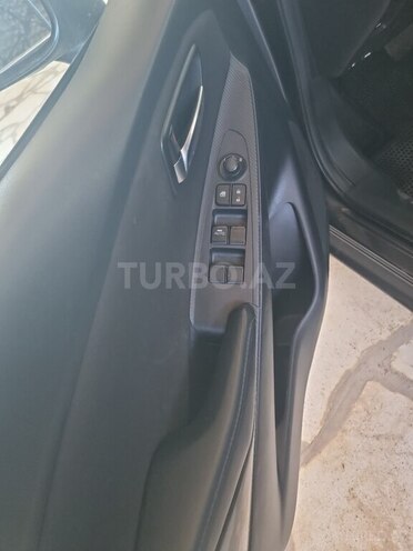 Toyota Yaris-6