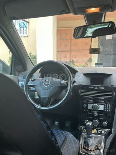 Opel Astra-8