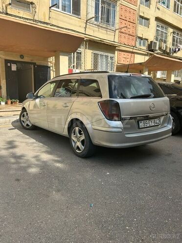 Opel Astra-2