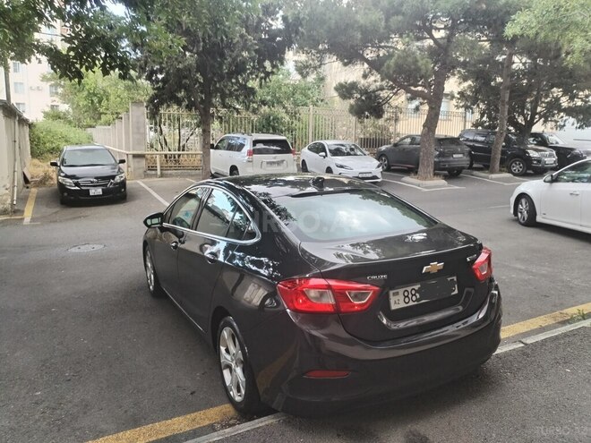 Chevrolet Cruze-5