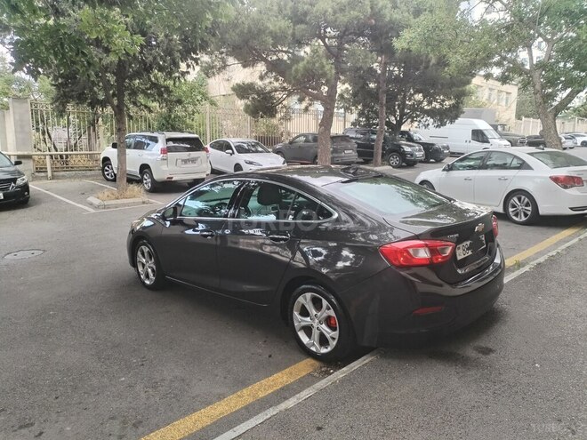Chevrolet Cruze-4