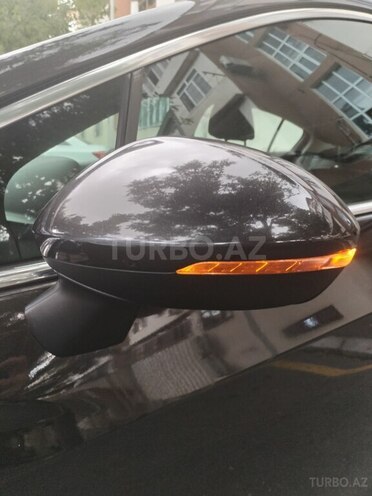 Chevrolet Cruze-11