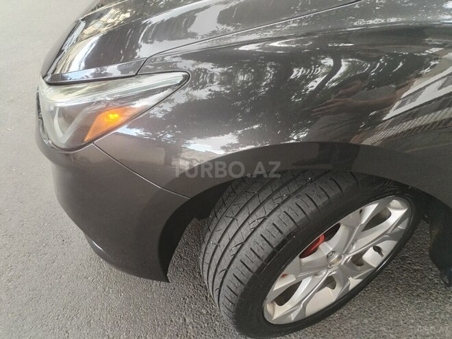 Chevrolet Cruze-13