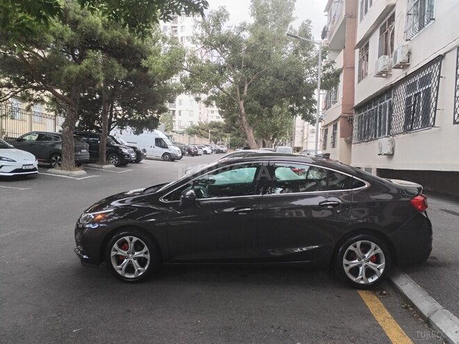 Chevrolet Cruze-15