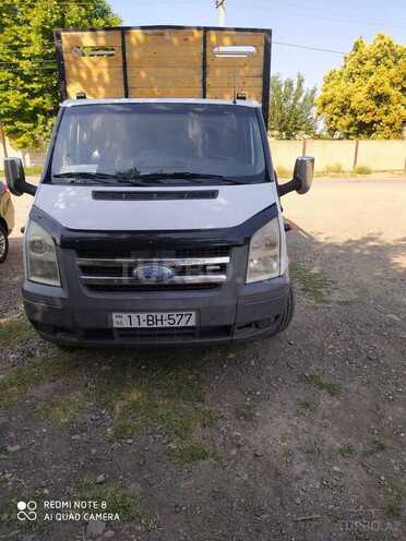 Ford Transit-1