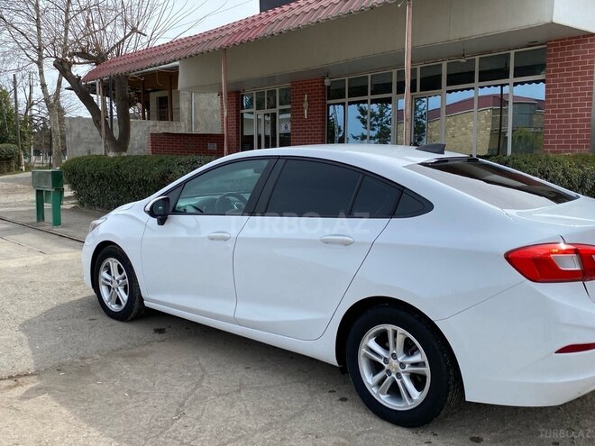 Chevrolet Cruze-4