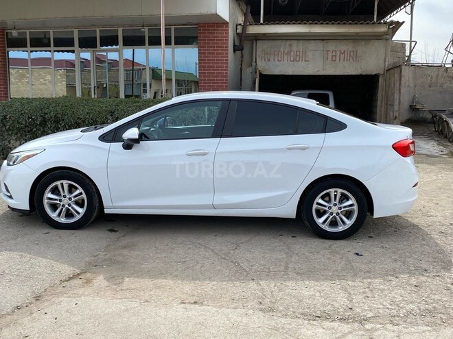 Chevrolet Cruze-5