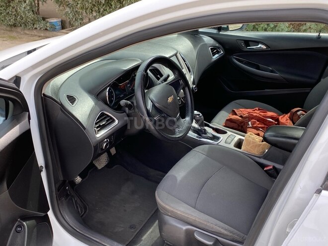 Chevrolet Cruze-7