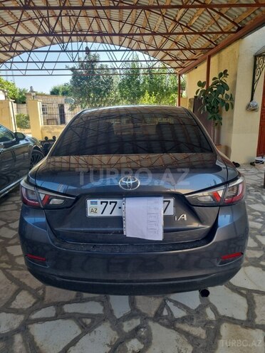 Toyota Yaris-9