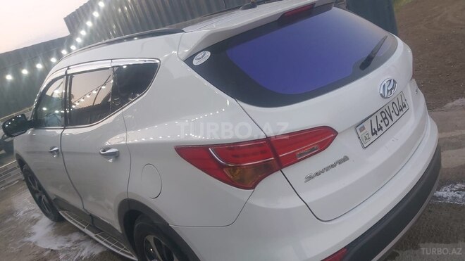 Hyundai Santa Fe-4