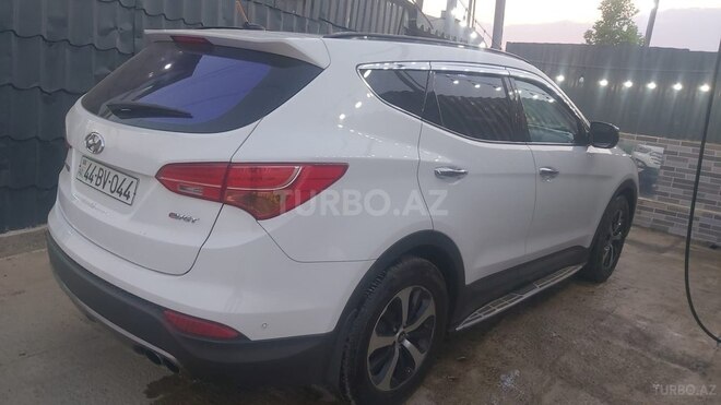 Hyundai Santa Fe-3