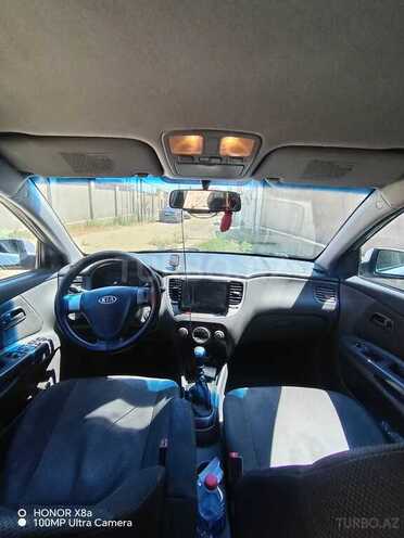 Kia Rio-7