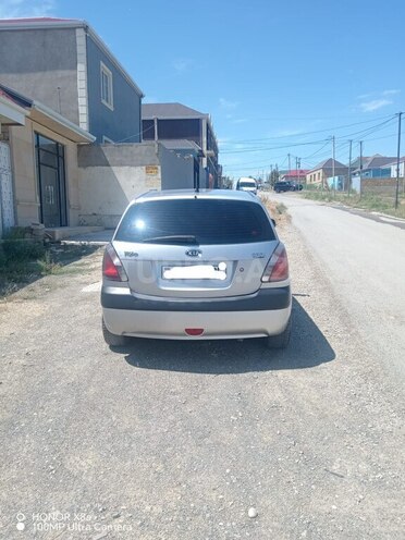 Kia Rio-2