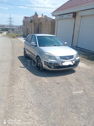 Kia Rio-1