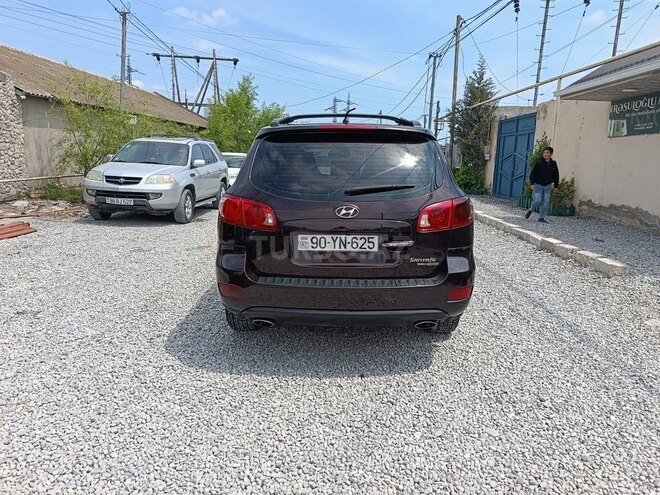 Hyundai Santa Fe-4