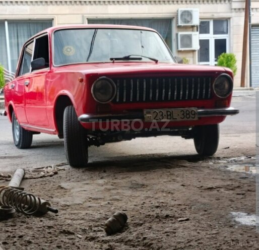LADA (VAZ) 21011-1