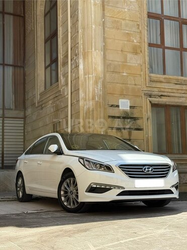 Hyundai Sonata-5