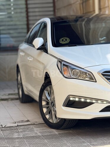 Hyundai Sonata-6