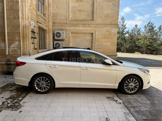 Hyundai Sonata-10