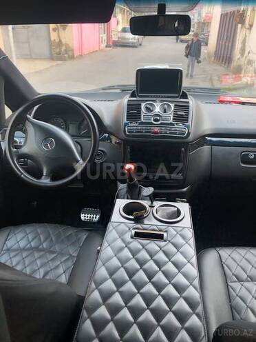 Mercedes Vito 115 CDI-3
