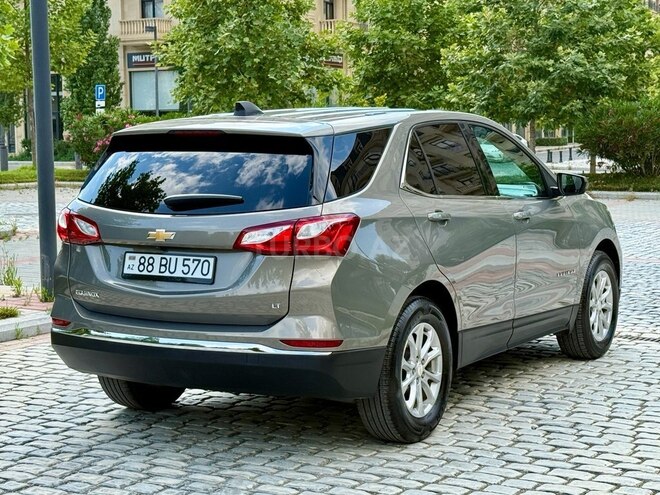 Chevrolet Equinox-5