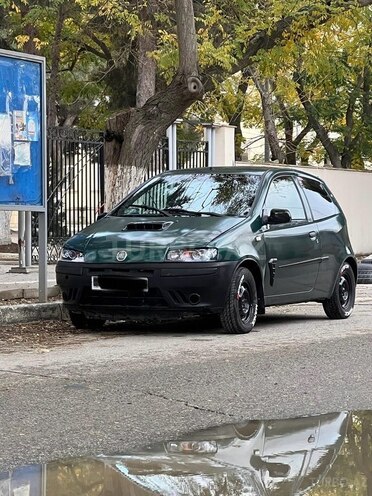 Fiat Punto-1
