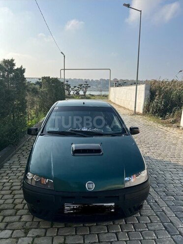 Fiat Punto-11