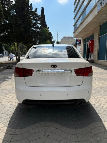 Kia Cerato-3