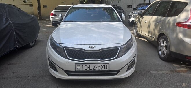 Kia K5-1
