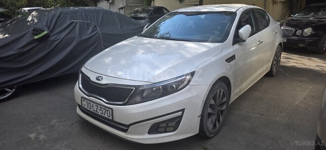 Kia K5-4