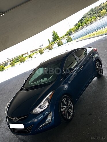 Hyundai Elantra-4