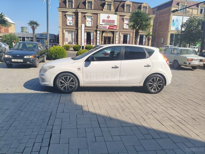Hyundai i30-12