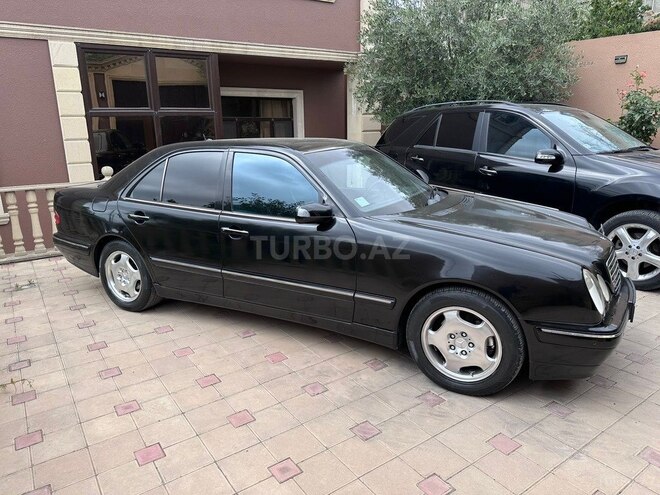Mercedes E 280-3