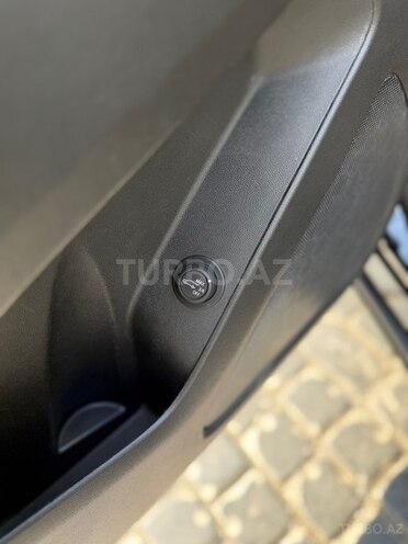 Chevrolet Equinox-17