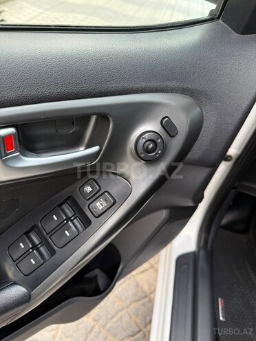 Kia Cerato-10