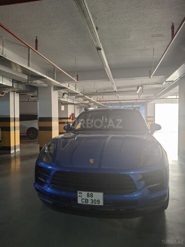 Porsche Macan-2