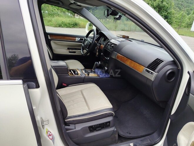 Volkswagen Touareg-5