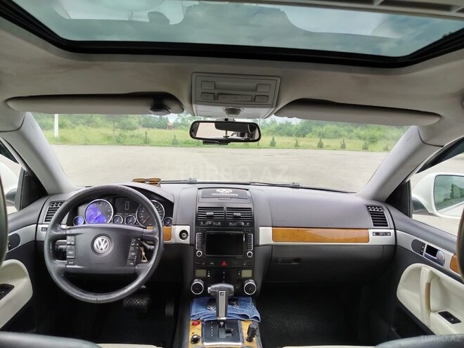 Volkswagen Touareg-7
