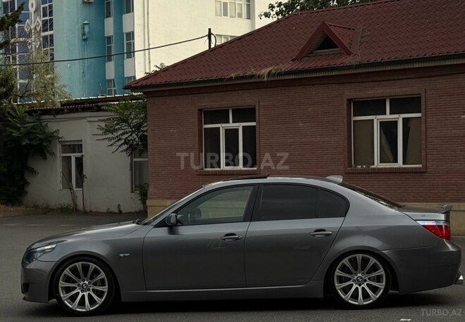BMW 530-10