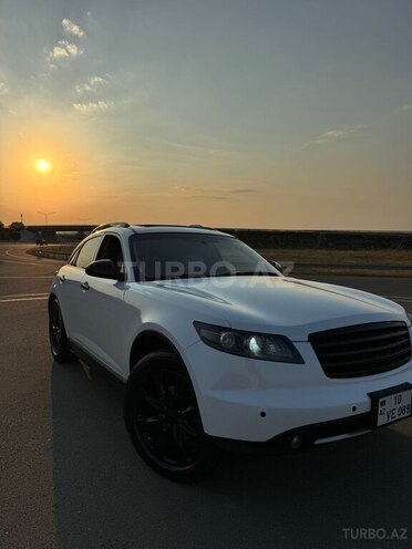Infiniti FX35-4