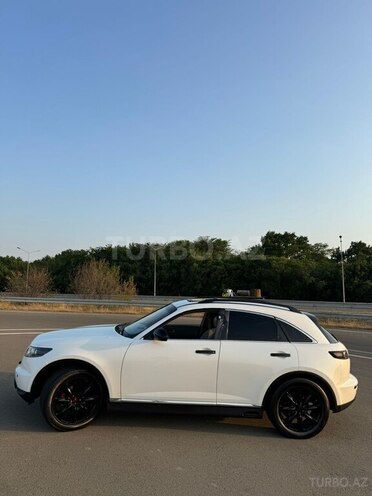 Infiniti FX35-5