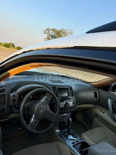 Infiniti FX35-8