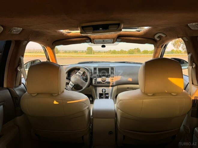 Infiniti FX35-9