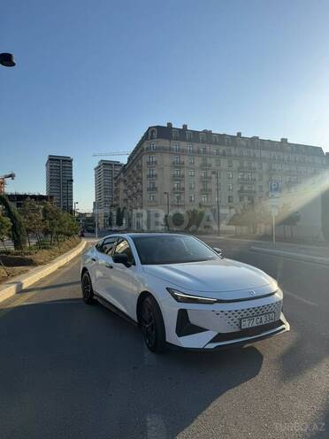 Changan Qiyuan A06-5