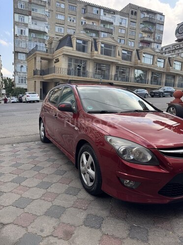 Hyundai i30-7