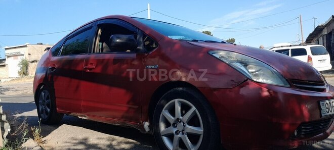 Toyota Prius-2