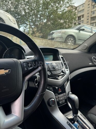 Chevrolet Cruze-8