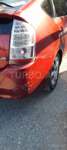 Toyota Prius-5