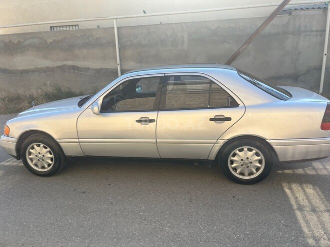 Mercedes C 180-8