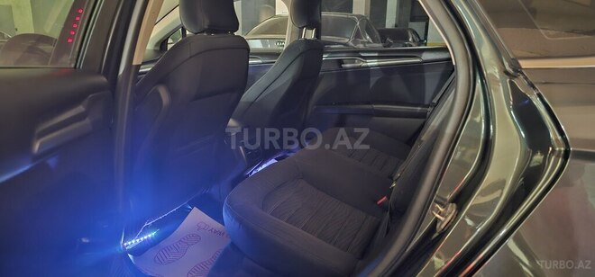 Ford Fusion (North America)-13